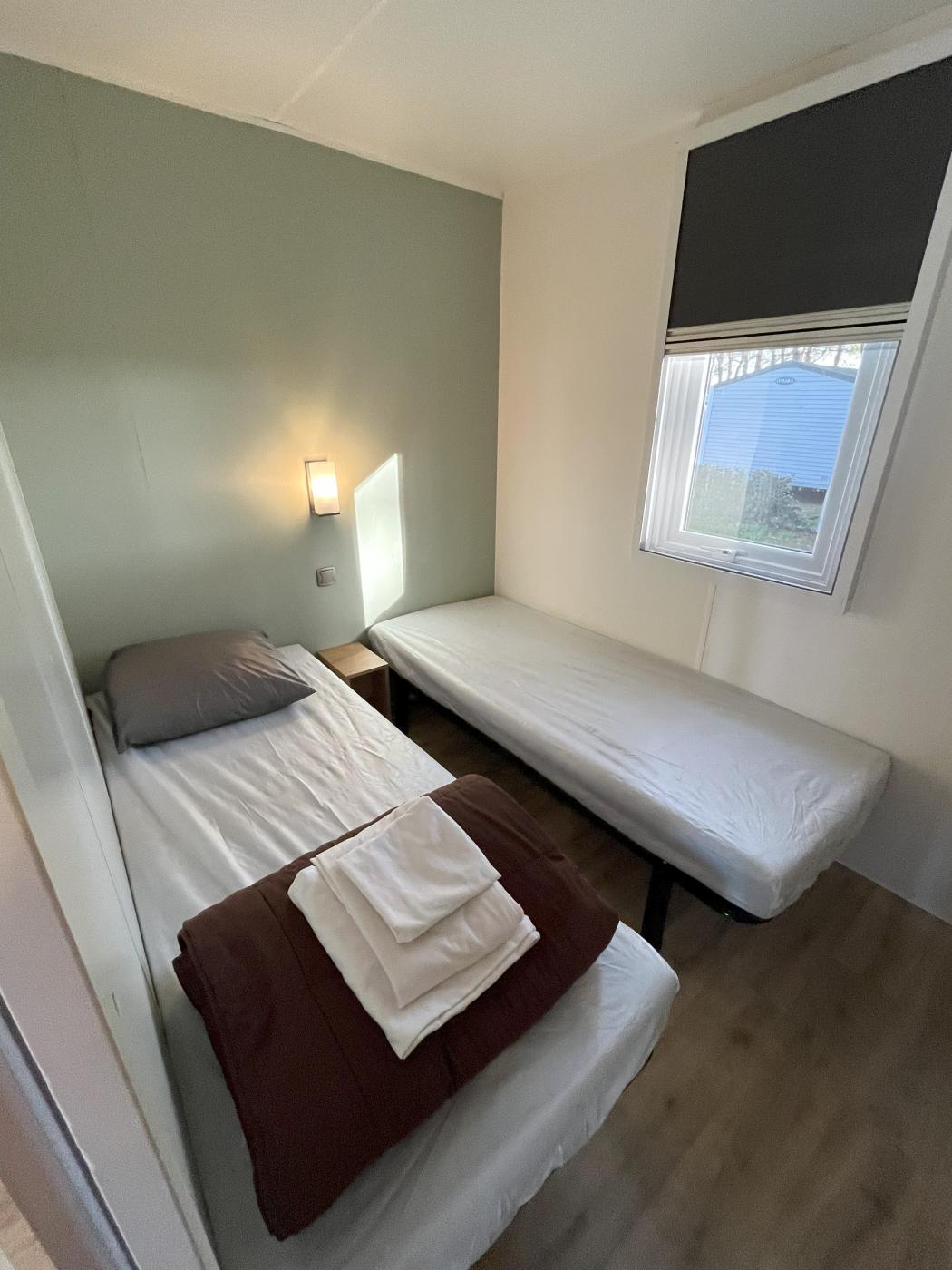 Mobilhome 2 chambres  Classique au camping Ushua�a Villages l'Estuair